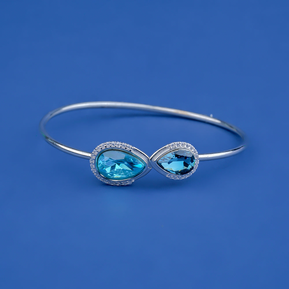 Sky Blue Diamond Bracelet